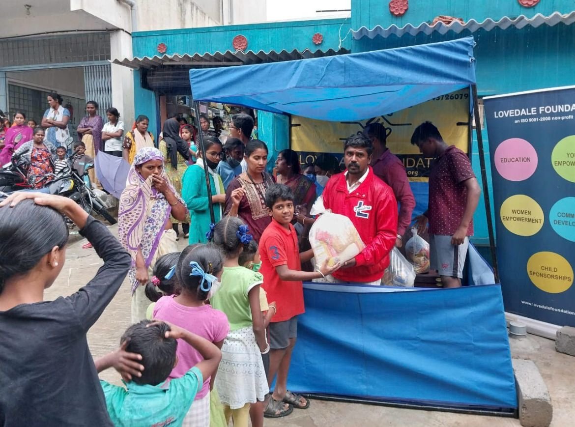 3500 families provided with groceries during COVID-19